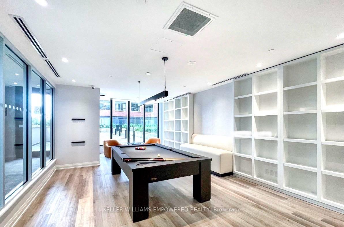 1 Bedroom Condo at 33 Frederick Todd, Toronto For sale