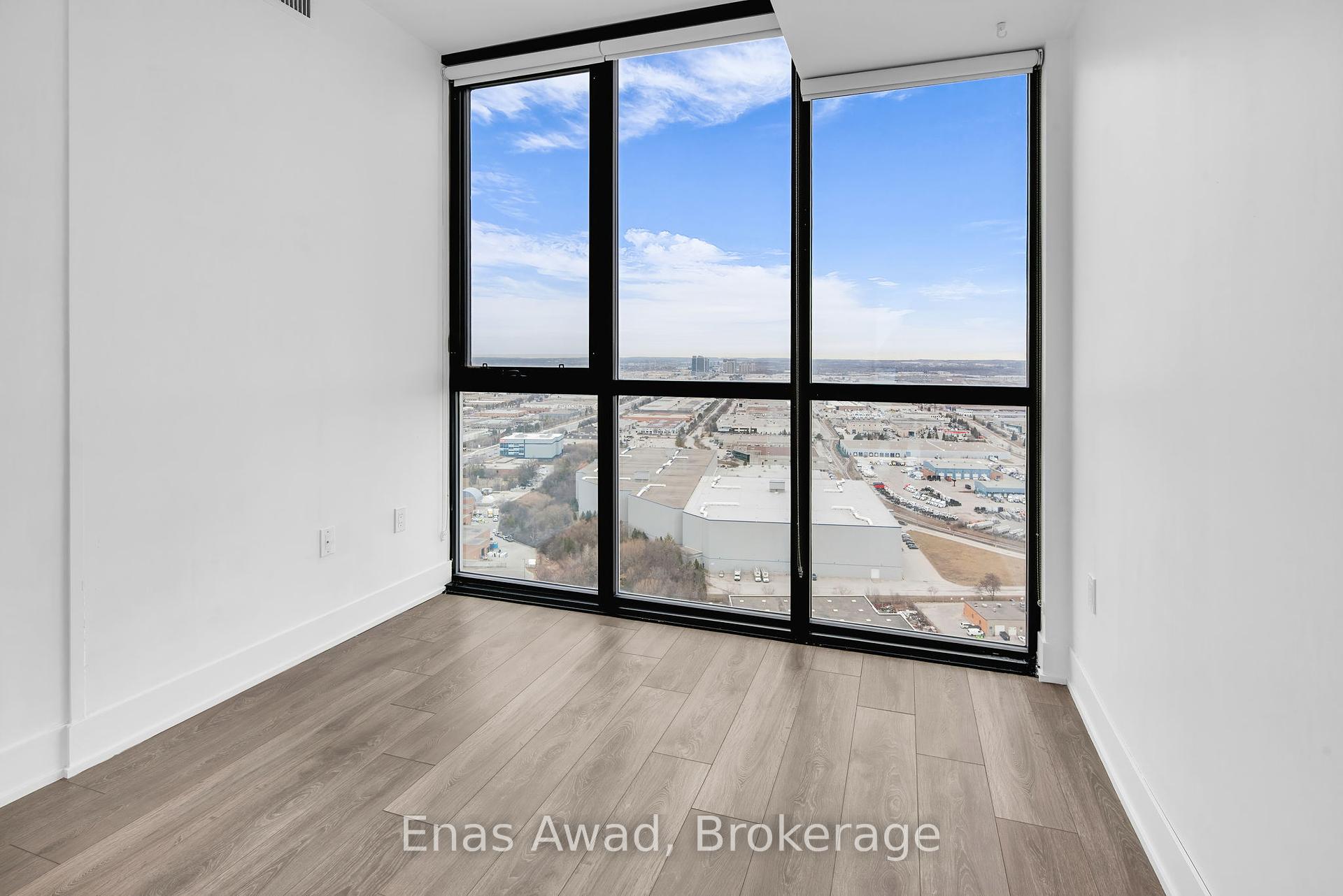 2 Bedrooms Condo at 2916 Highway 7,  Vaughan For sale