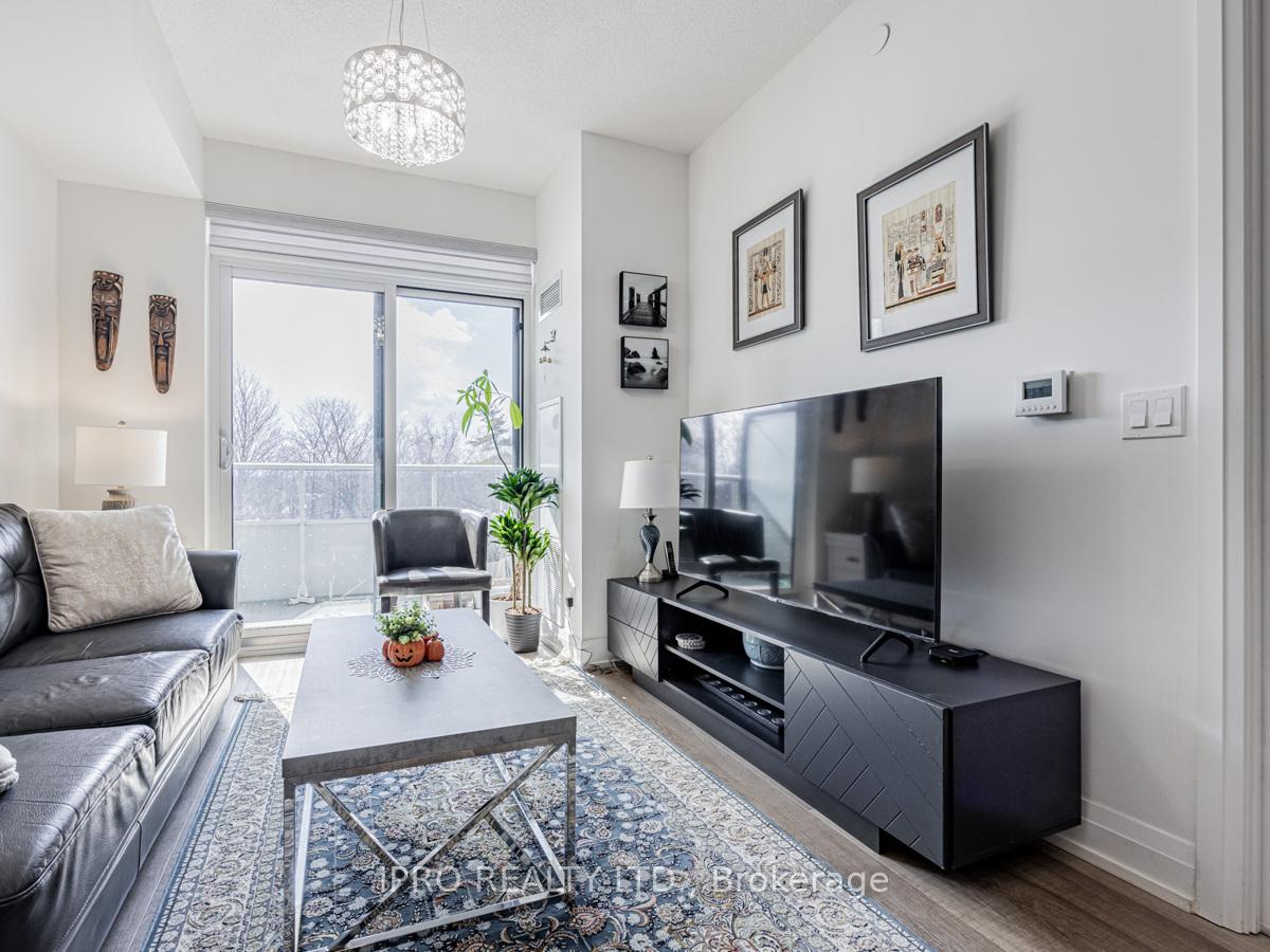 3 Bedrooms Condo at 3121 Sheppard, Toronto For sale