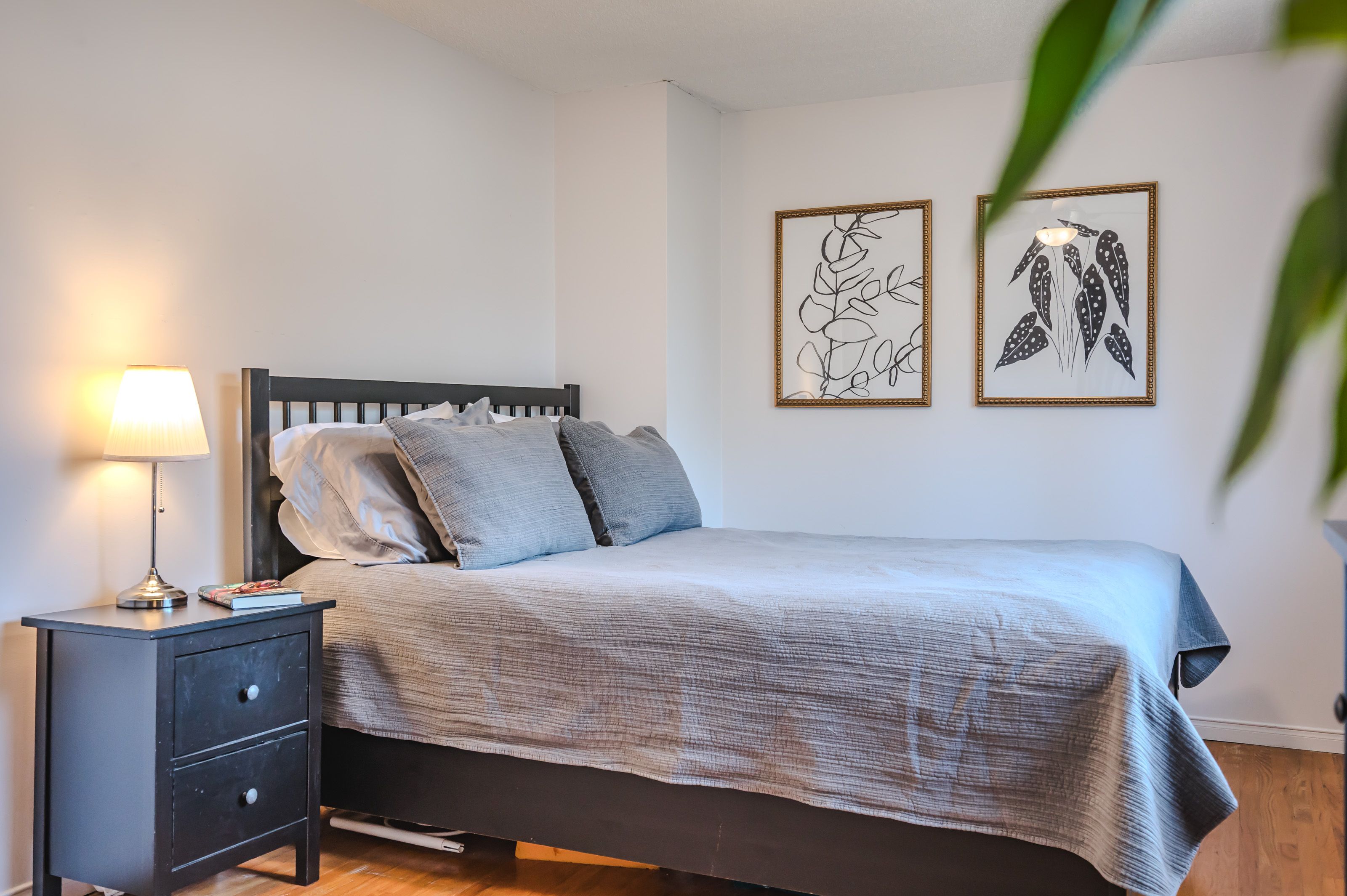 129 Victoria Road N 8