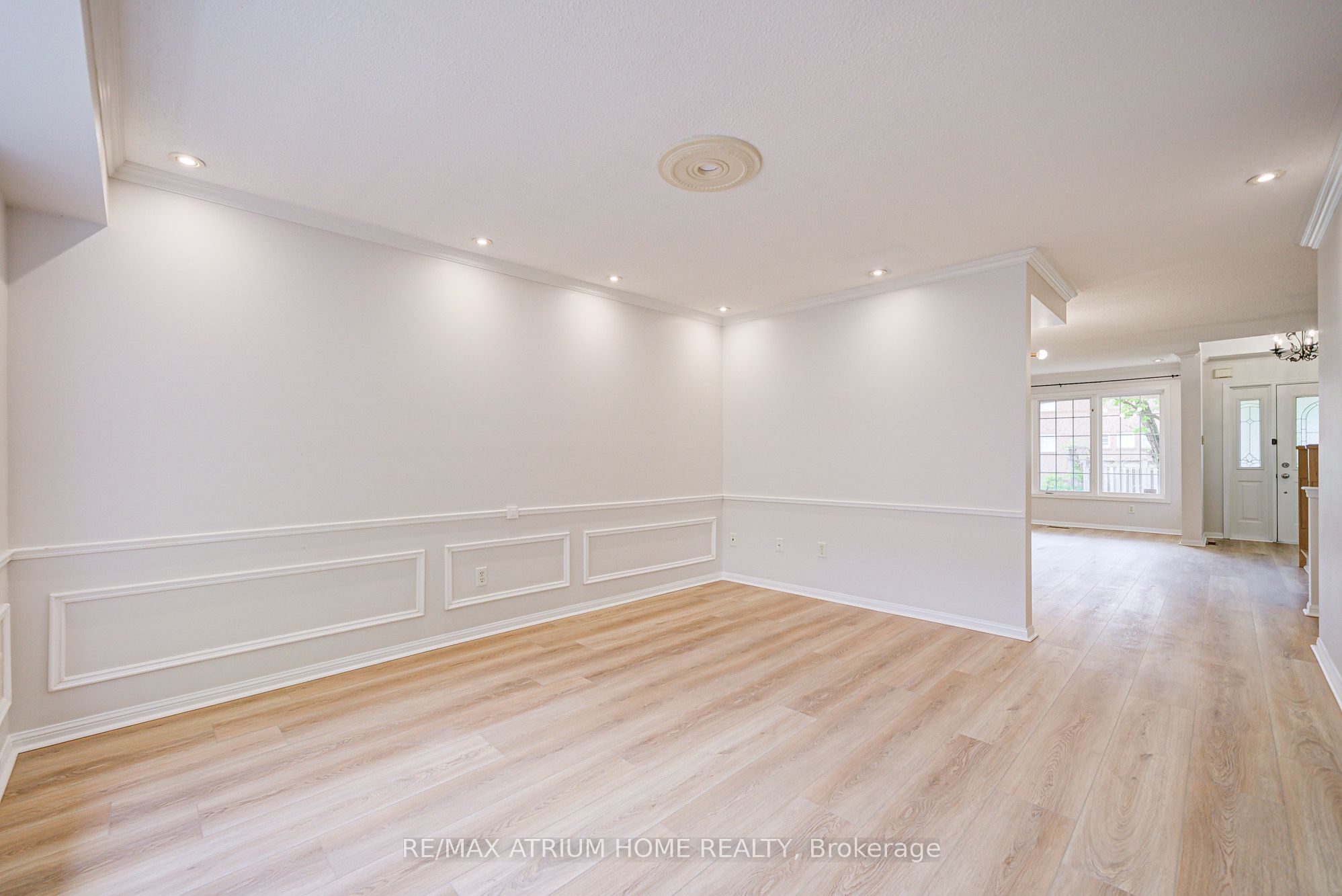 2293 Oakhaven Drive