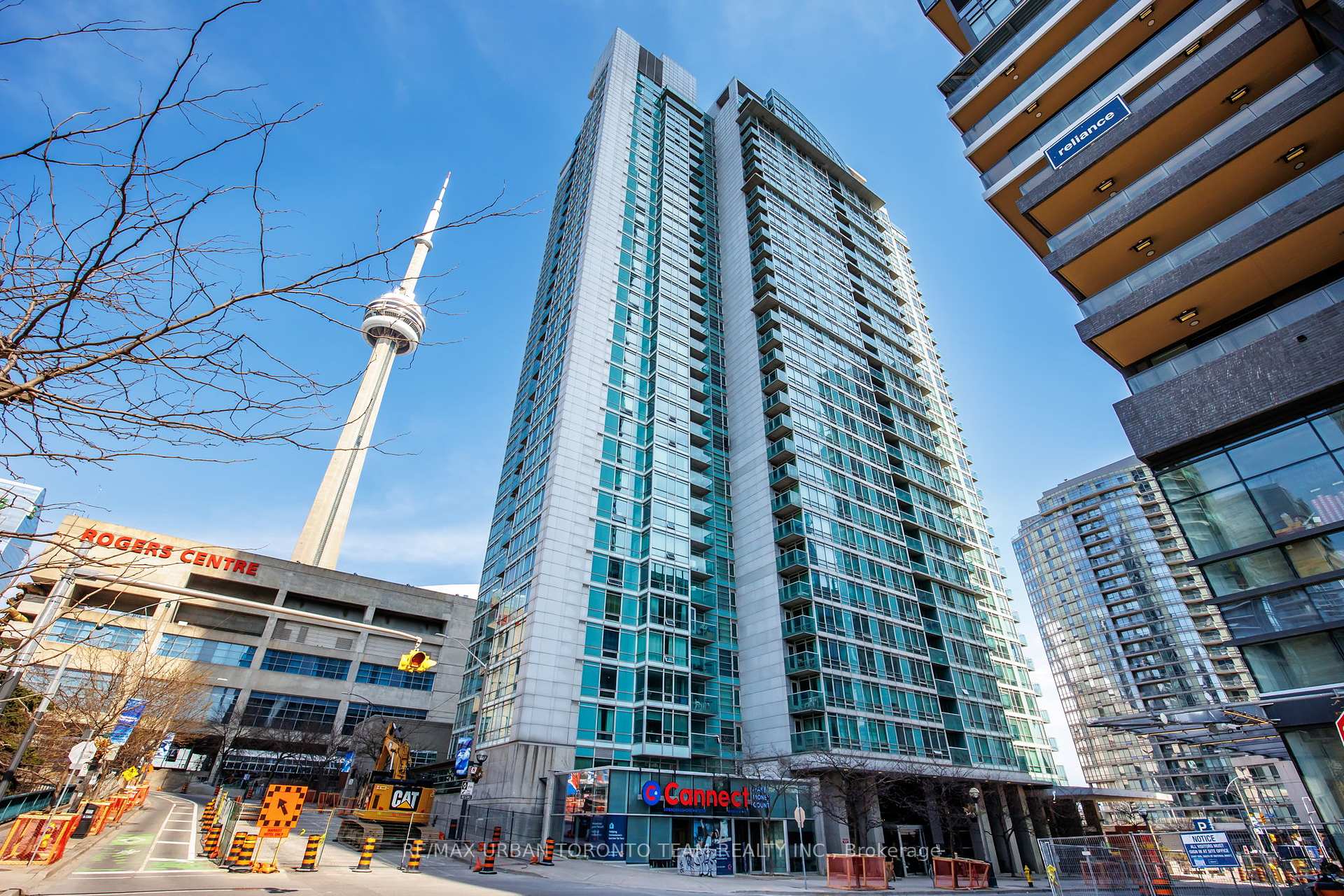 3 Bedrooms Condo at 81 Navy Wharf, Toronto For sale