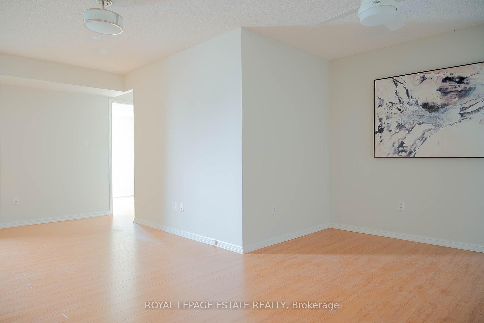 3 Bedrooms Condo at 23 Lorraine, Toronto For sale
