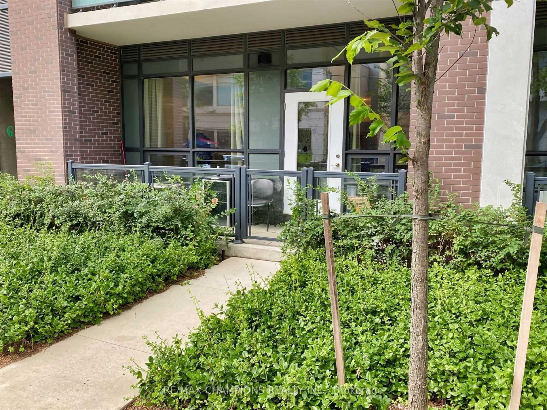 2 Bedrooms Condo at 460 Adelaide,  Toronto For sale