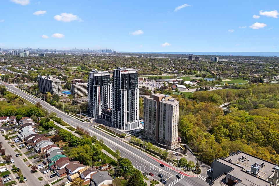 200 Burnhamthorpe