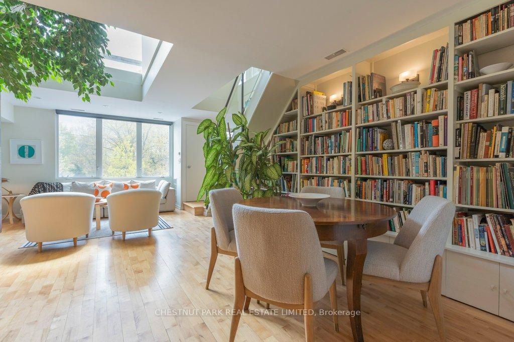 2 Bedrooms Condo at 2012 Queen, Toronto For sale