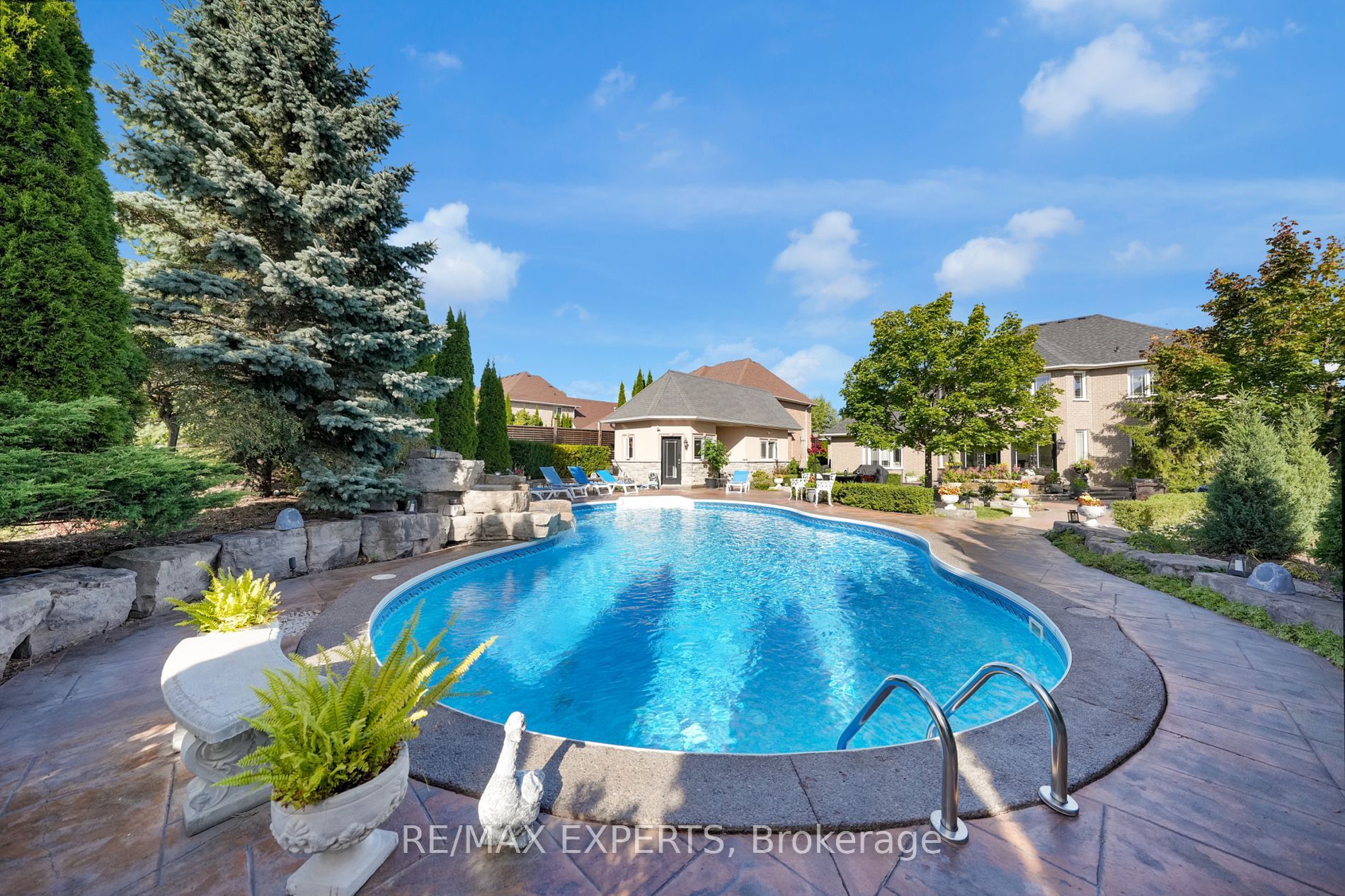 91 Hunterwood Chase
