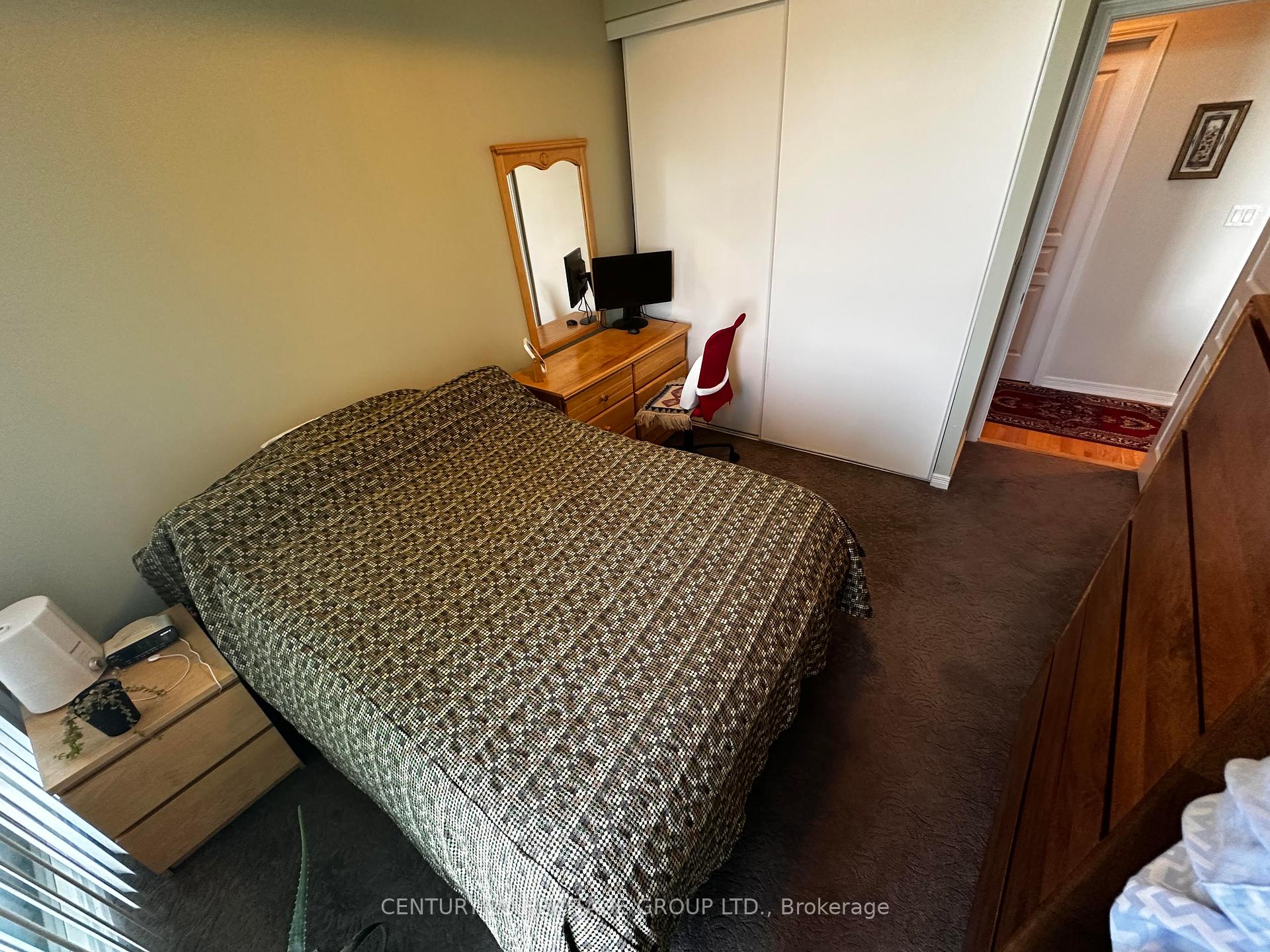 1 Bedroom Condo at 509 Beecroft, Toronto For sale