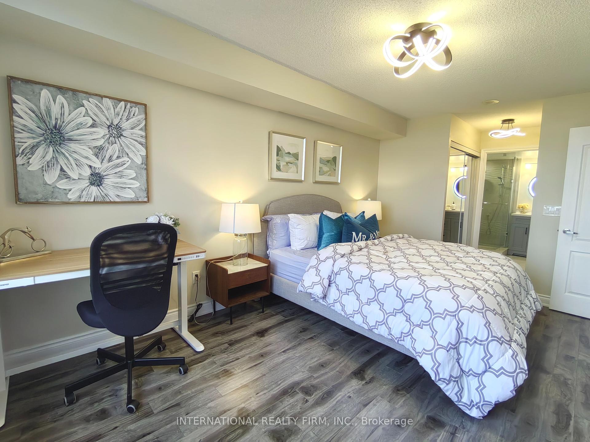 4 Bedrooms Condo at 880 Grandview, Toronto For sale