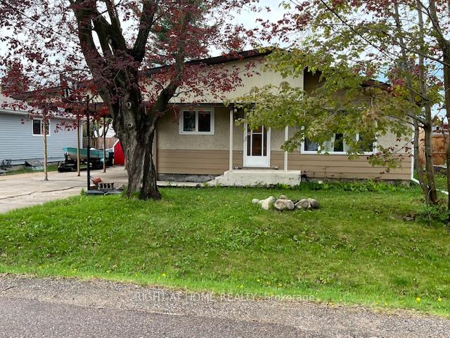 152 Laurier Avenue, Pembroke, ON K8A 2J2