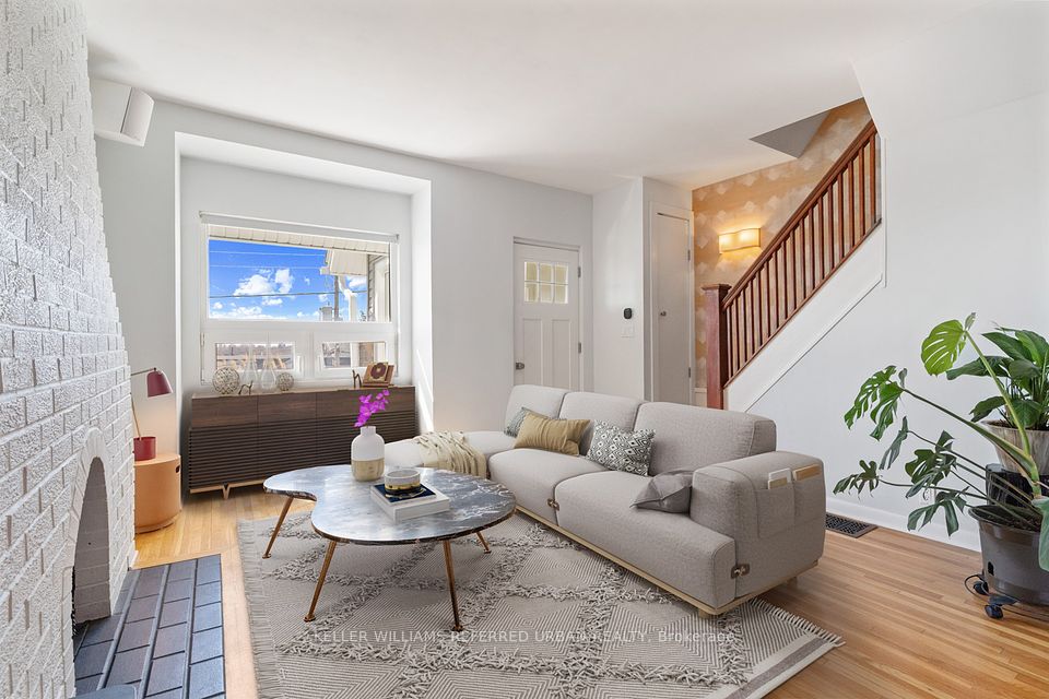 1370 Davenport