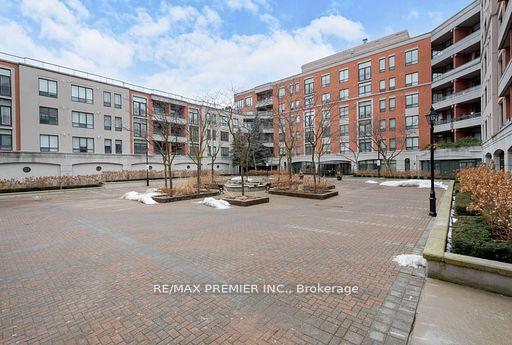 2 Bedrooms Condo at 53 Woodbridge, Vaughan For sale
