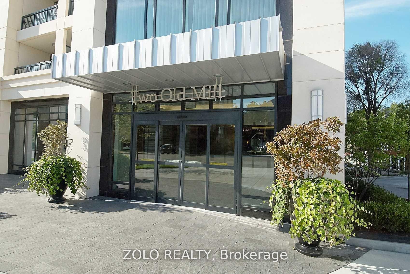 2 Bedrooms Condo at 2 Old Mill, Toronto For sale