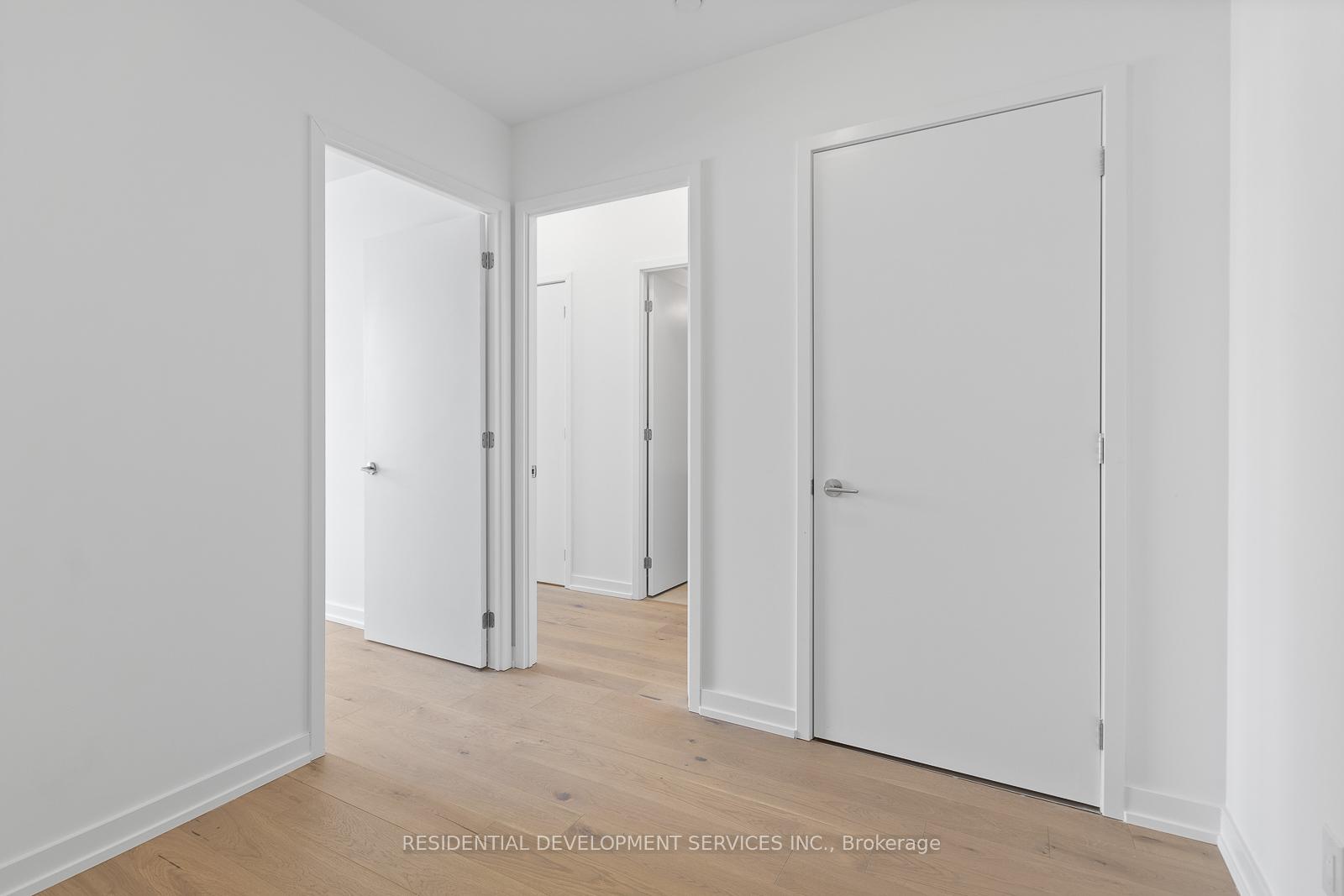 3 Bedrooms Condo at 3100 Keele,  Toronto For sale