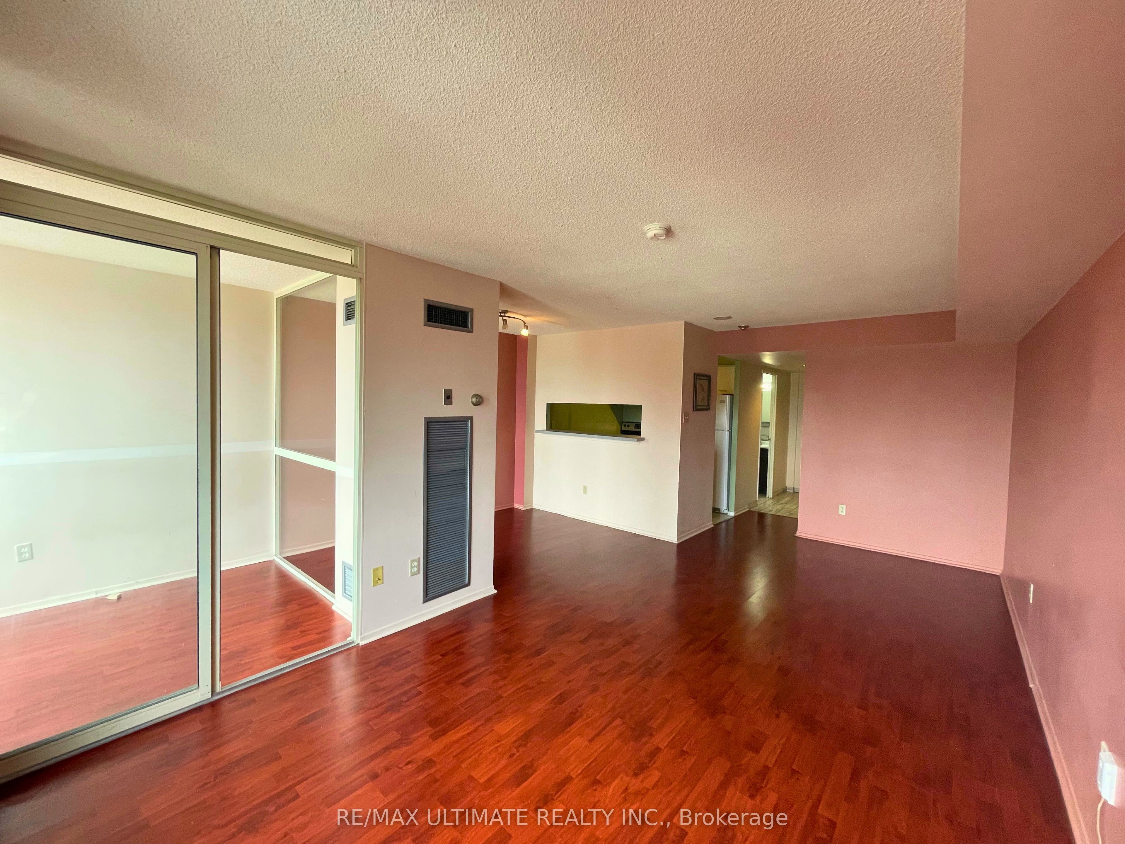 117 Gerrard Street E, #804
