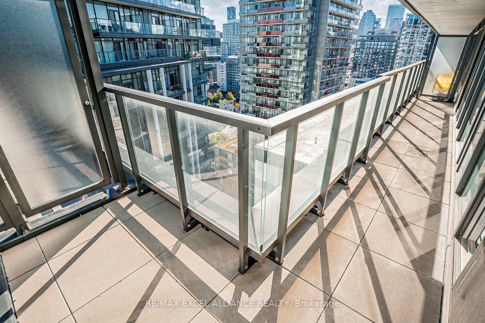 2 Bedrooms Condo at 50 Power,  Toronto For sale