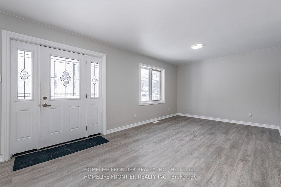 108 Ardagh Road, Barrie, ON L4N 9B7