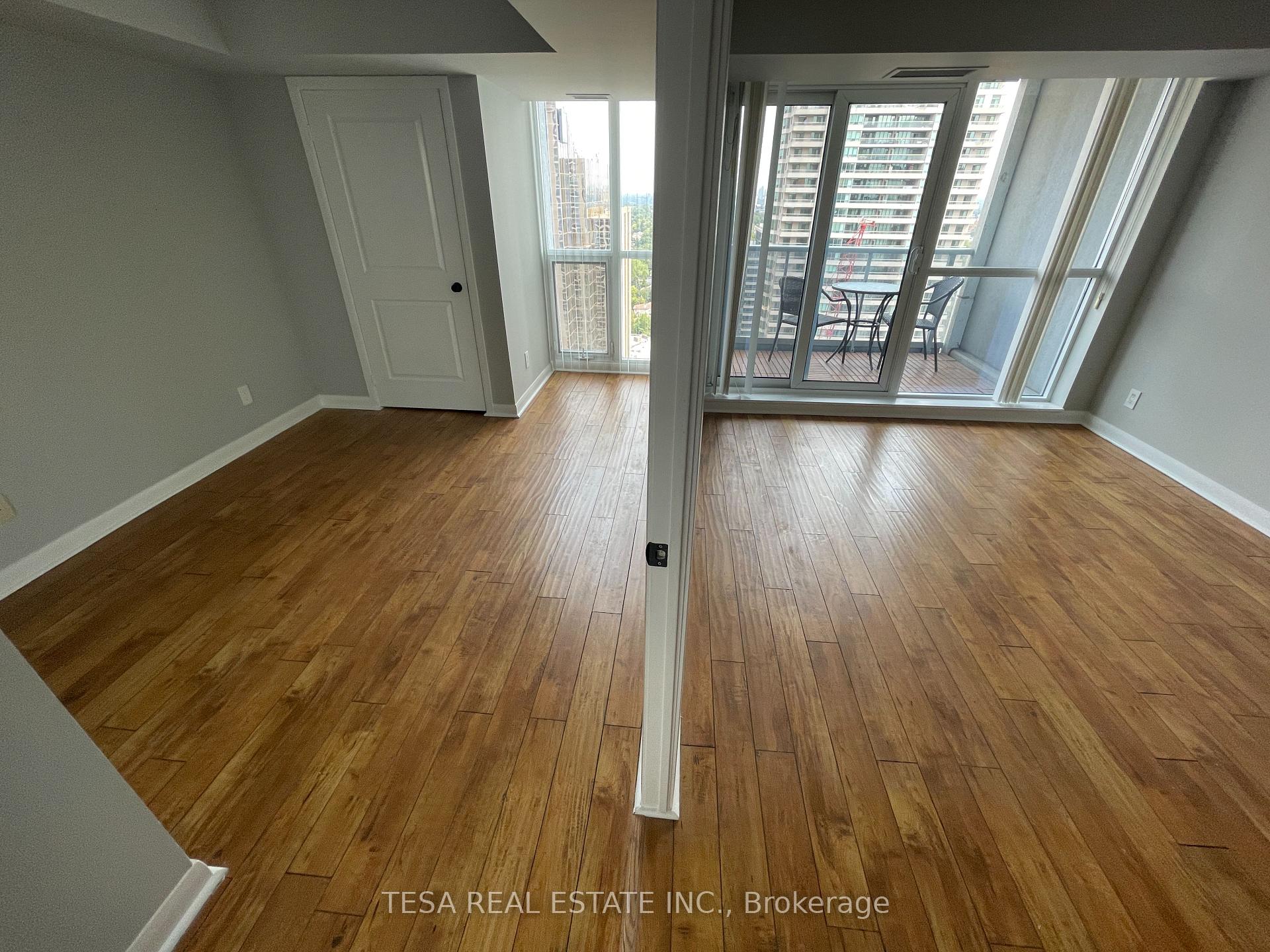 3 Bedrooms Condo at 4968 Yonge,  Toronto For sale