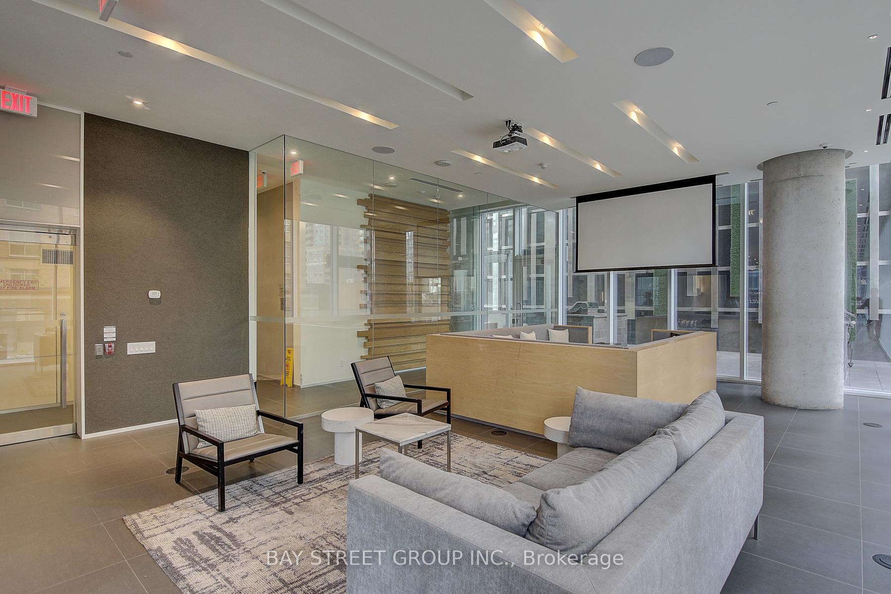 1 Bedroom Condo at 15 Grenville, Toronto For sale