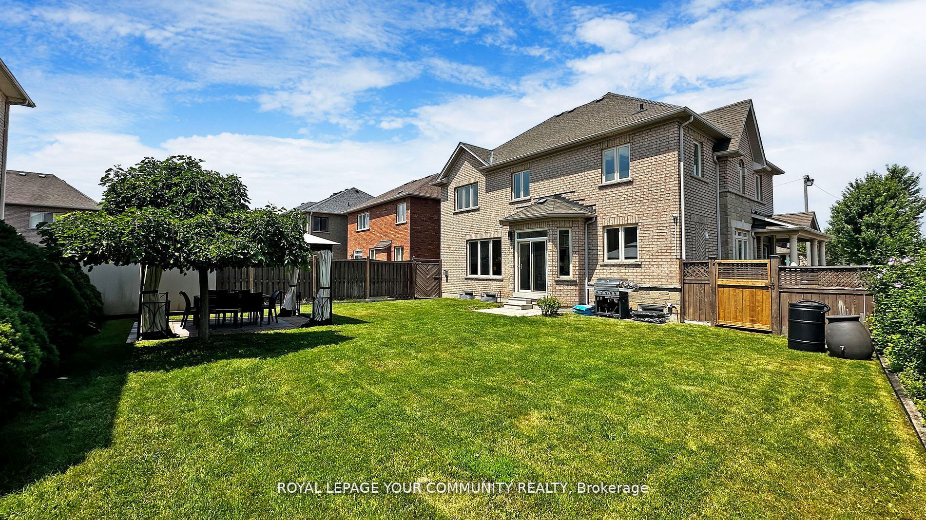 1 Heathfield Avenue