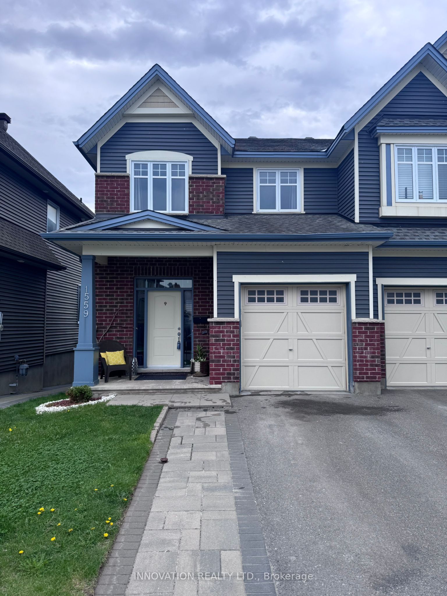 1559 Carronbridge Circle, Kanata, ON K2M 0G8