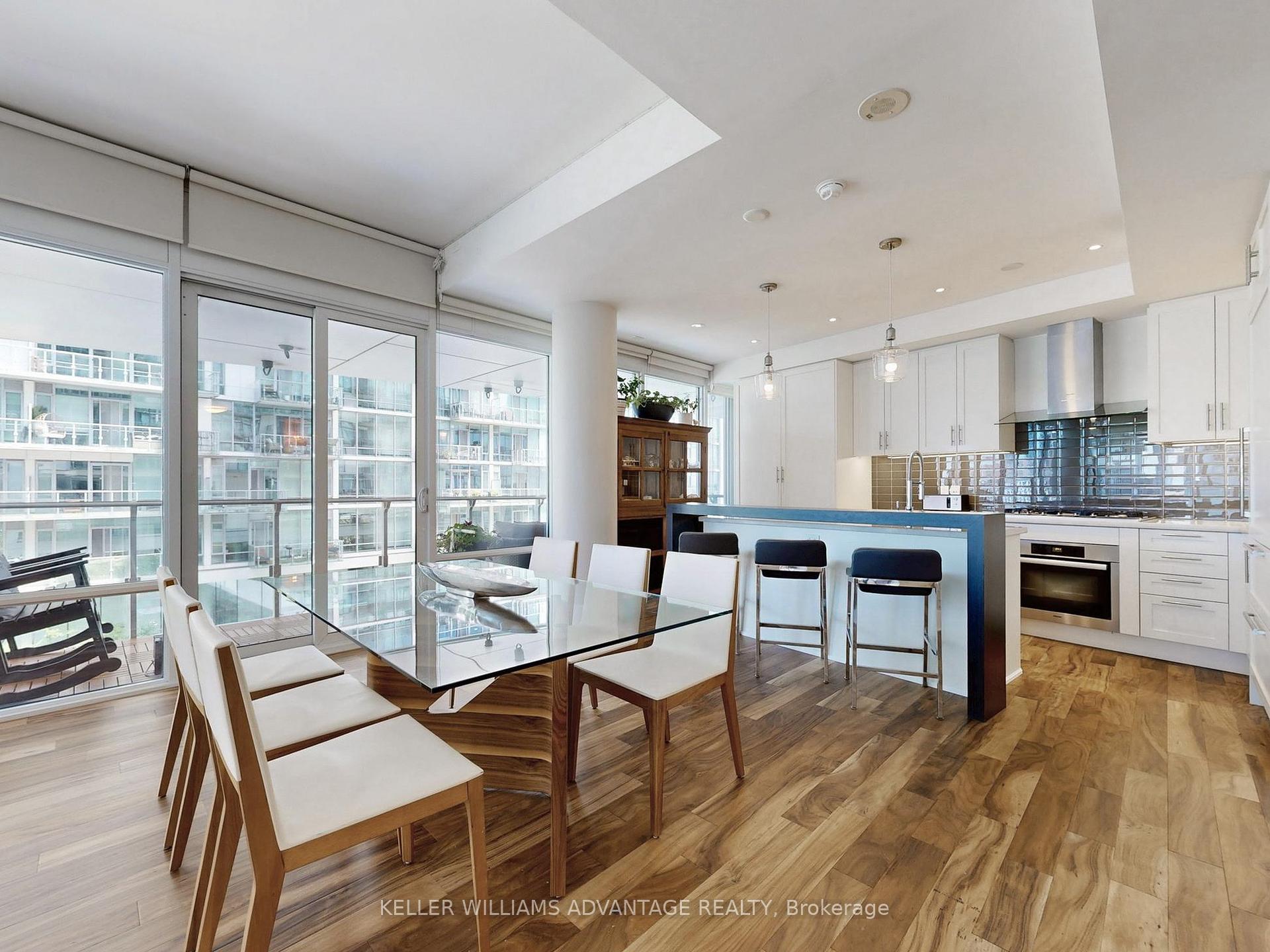 2 Bedrooms Condo at 29 Queens, Toronto For sale