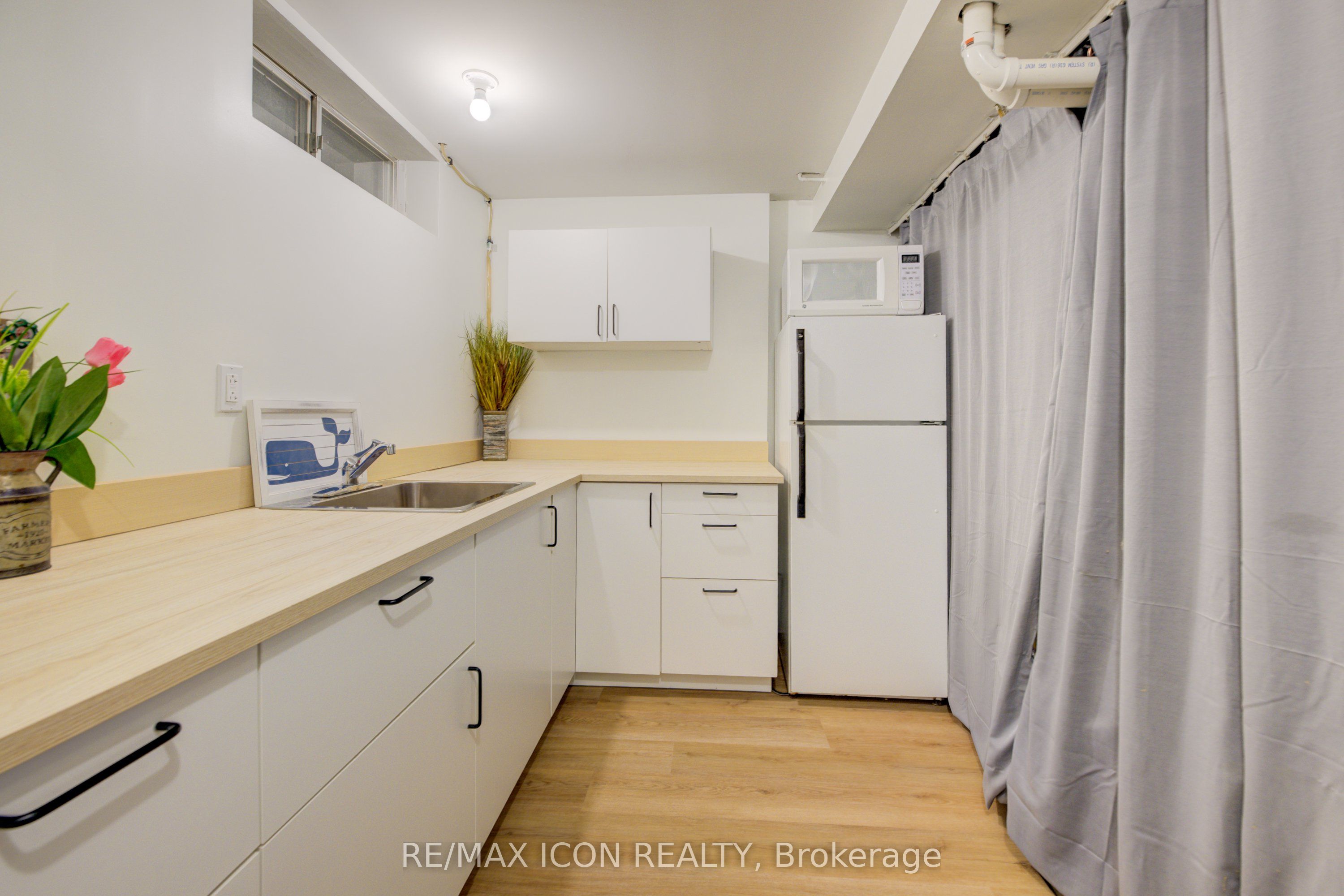 2 Briarlea Road