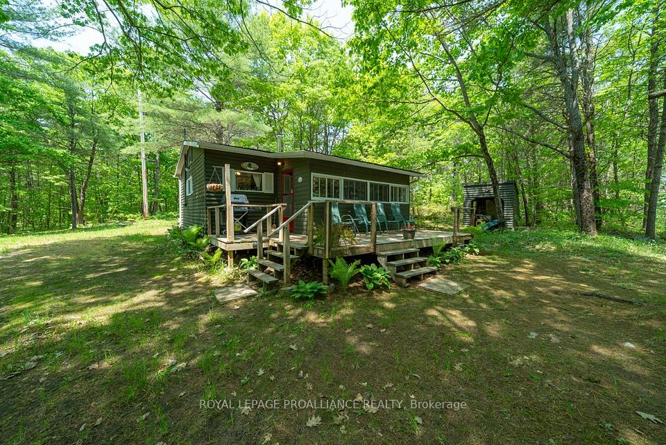 633 Jacques Bay Road, Addington Highlands, ON K0H 1K0