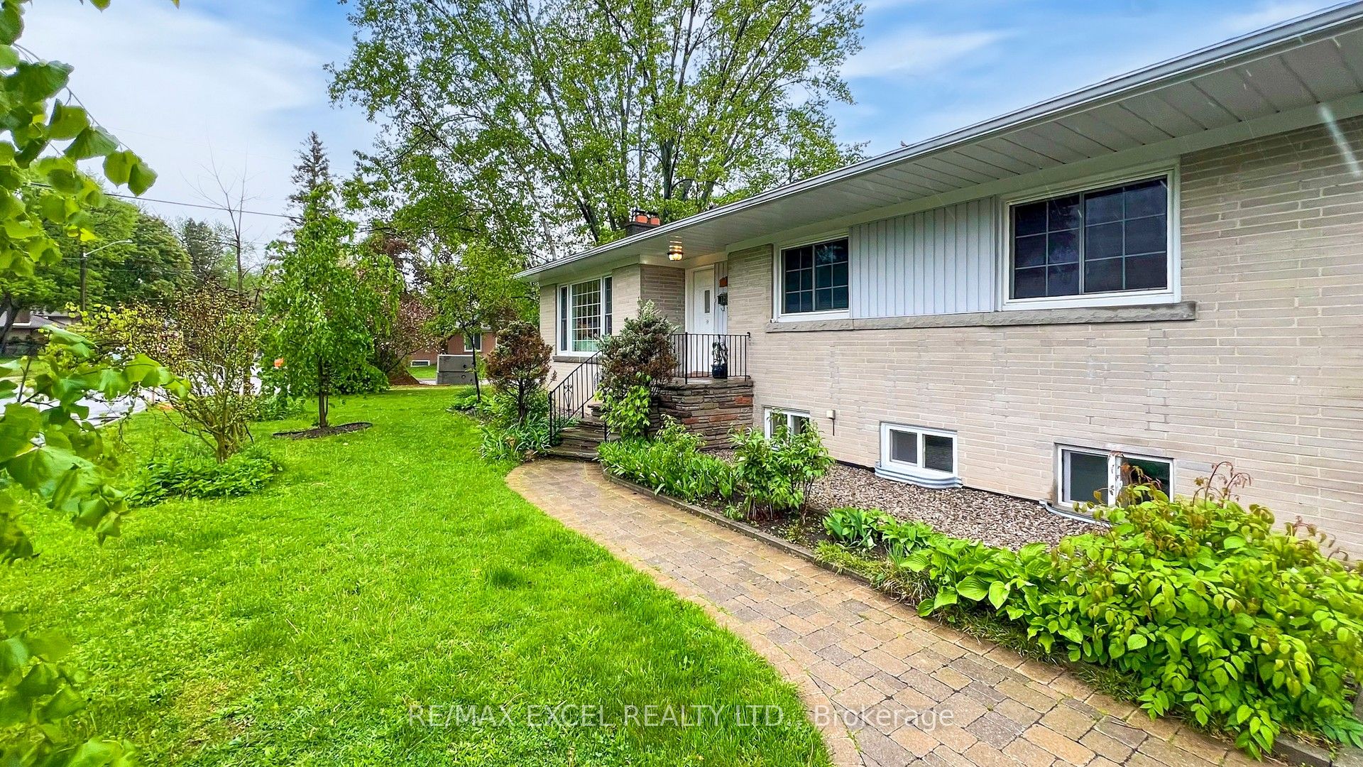 126 Libby Boulevard, #Main