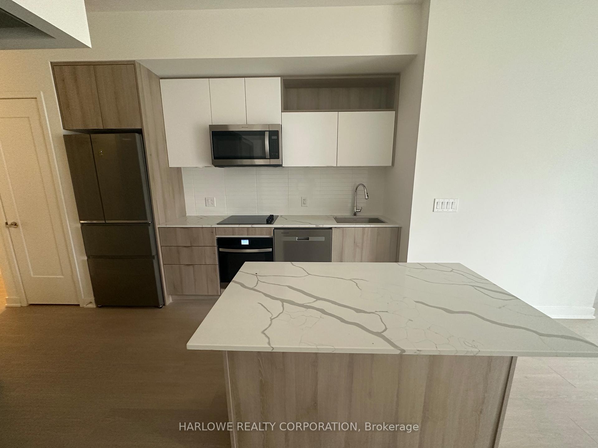 4 Bedrooms Condo at 60 Princess,  Toronto For sale