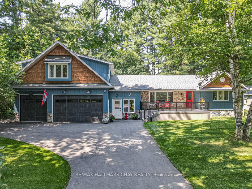 18 Lawrence Avenue, Springwater, ON L9X 0W3