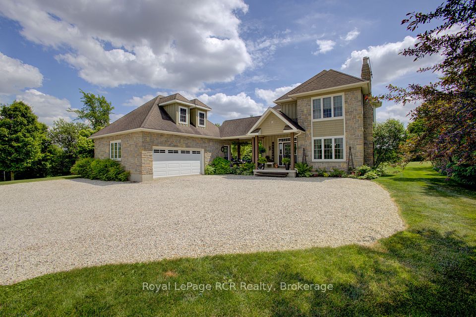 8022 Concession 16