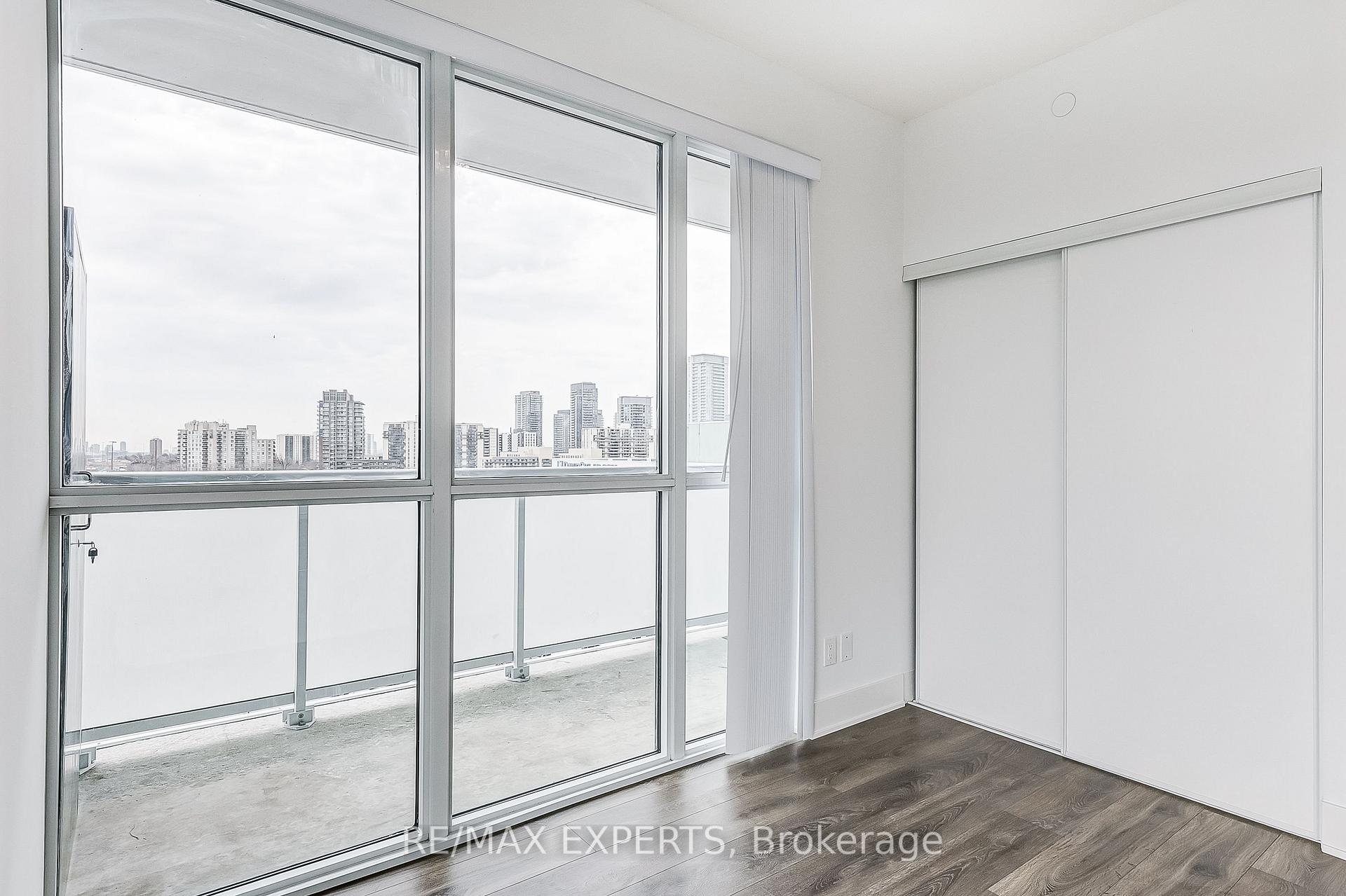 2 Bedrooms Condo at 188 Fairview Mall,  Toronto For sale
