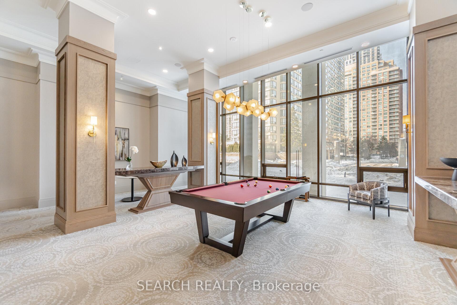2 Bedrooms Condo at 30 Elm, Mississauga For sale