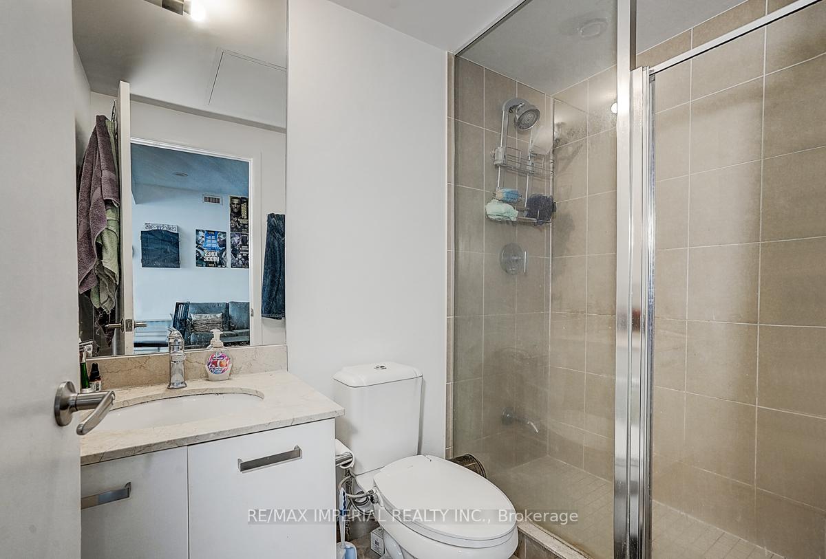 4 Bedrooms Condo at 832 Bay, Toronto For sale