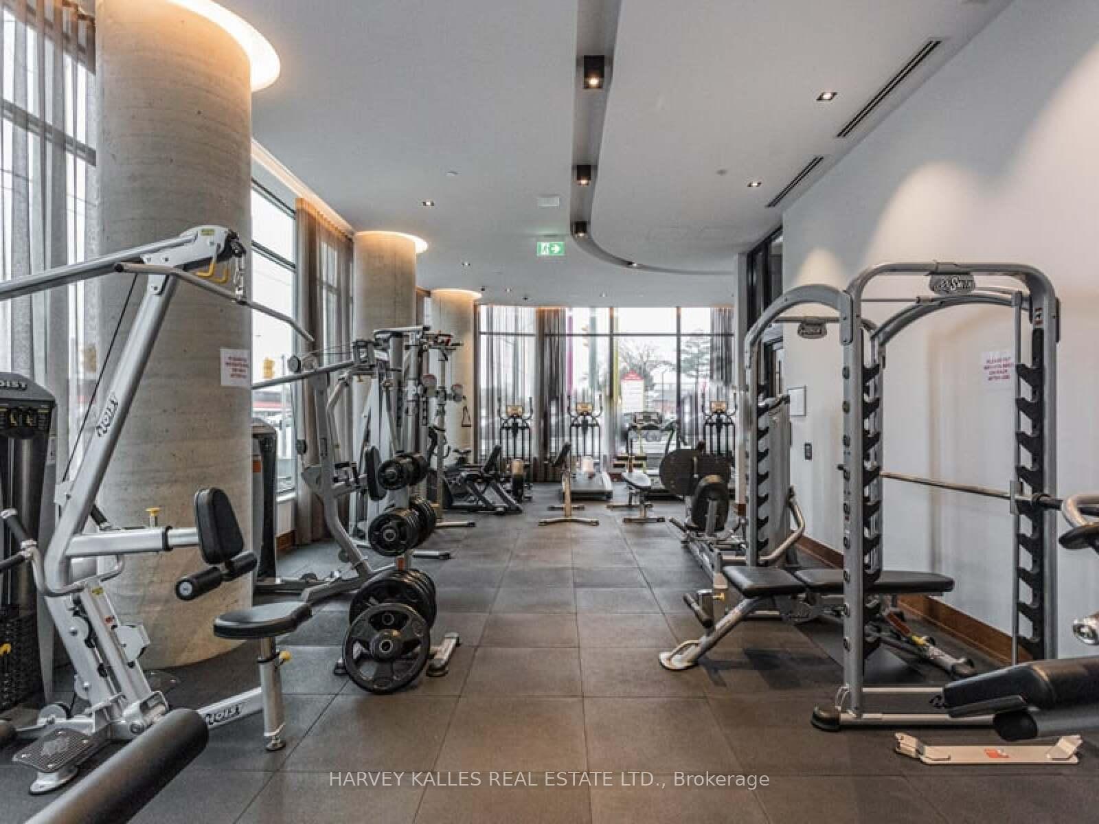 7895 Jane Street 1018