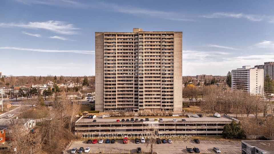 415 Greenview