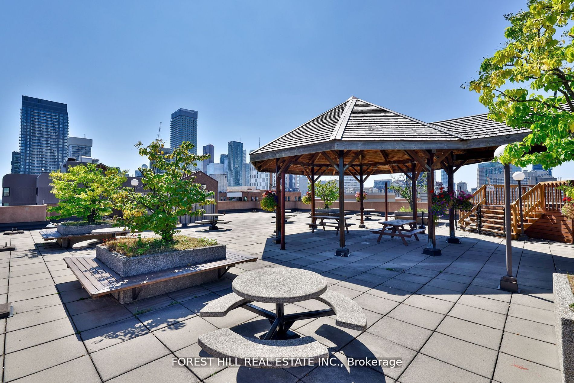 117 Gerrard Street, #503