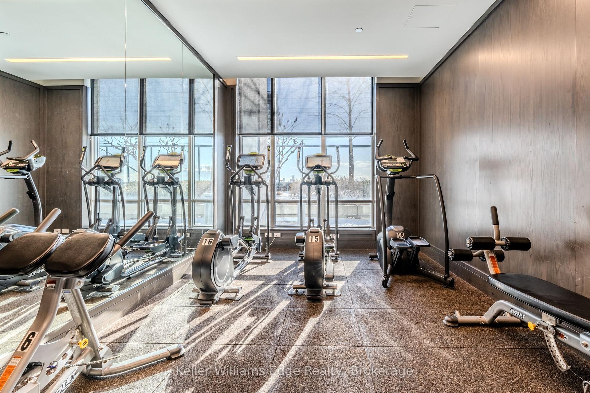 2 Bedrooms Condo at 7 Mabelle,  Toronto For sale