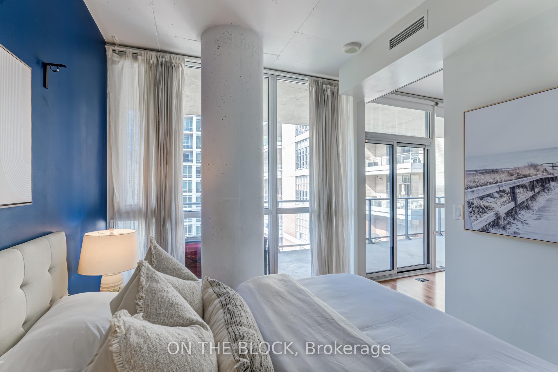 1 Bedroom Condo at 478 King,  Toronto For sale