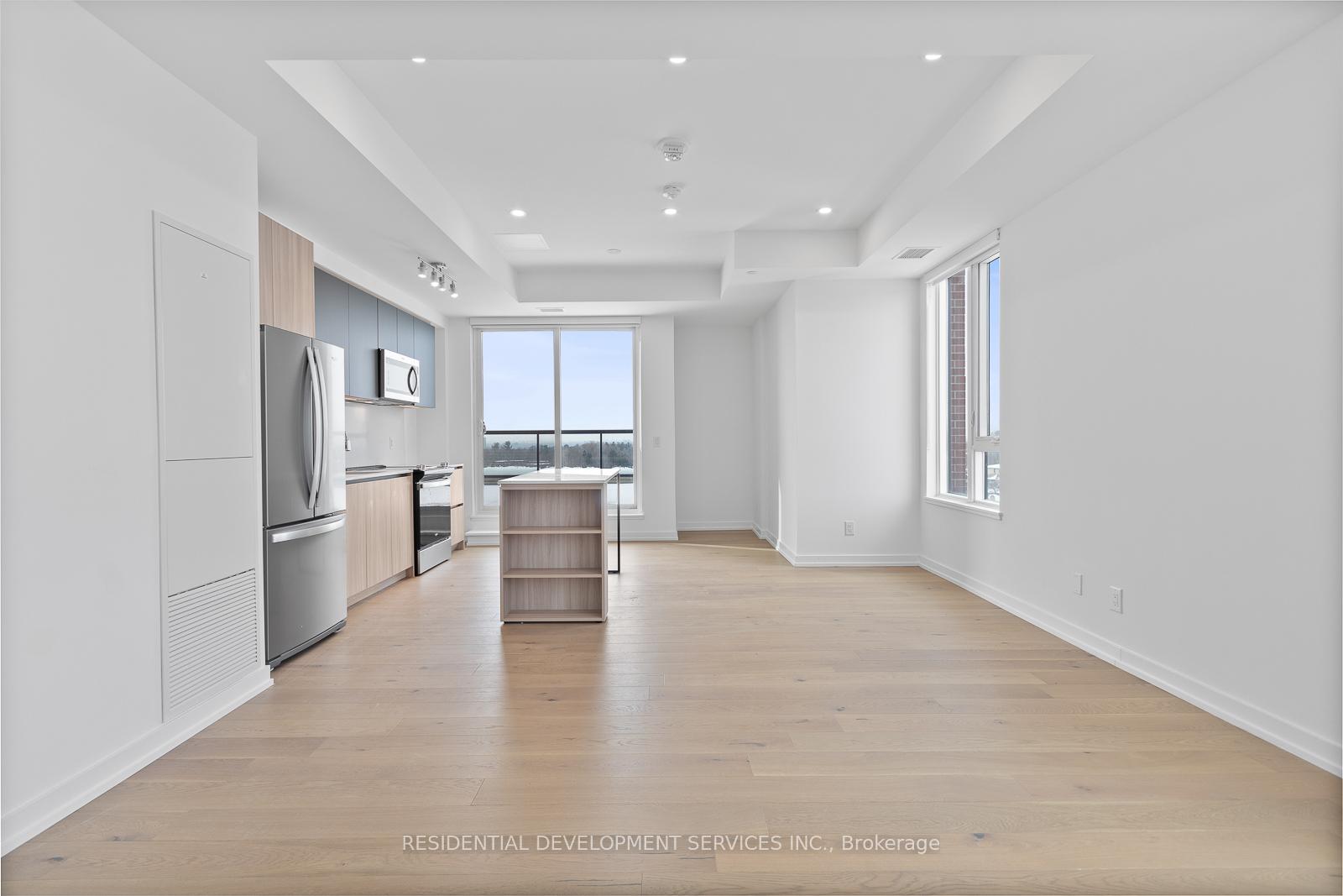 3 Bedrooms Condo at 3100 Keele,  Toronto For sale