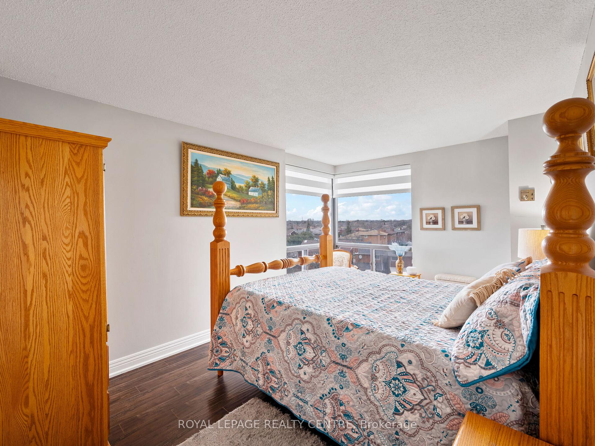 #602 – 200 Robert Speck Parkway, Mississauga, ON L4Z 1S3
