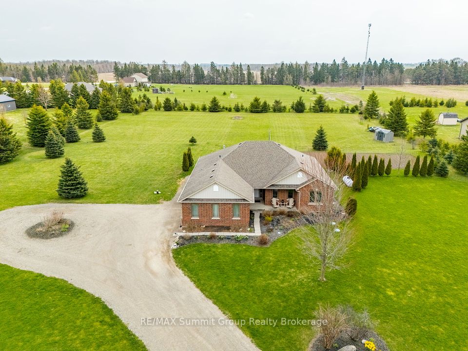 15 Mount Haven Crescent, East Luther Grand Valley, ON L9W 5S6