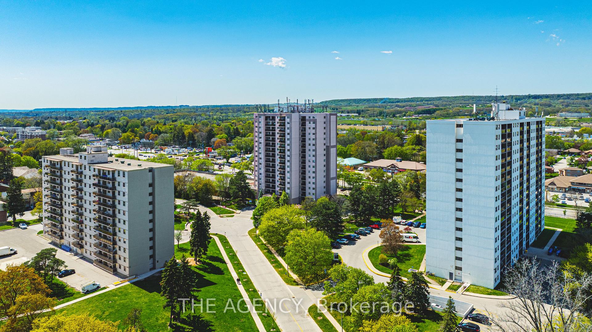 1 Bedroom Condo at 975 Warwick, Burlington For sale