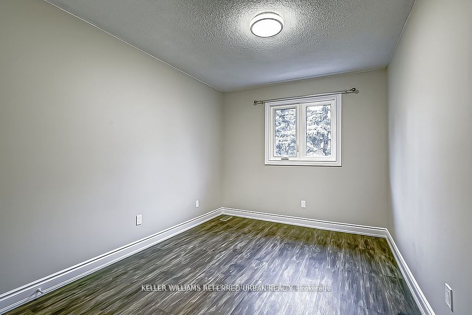 42 Forest Point
