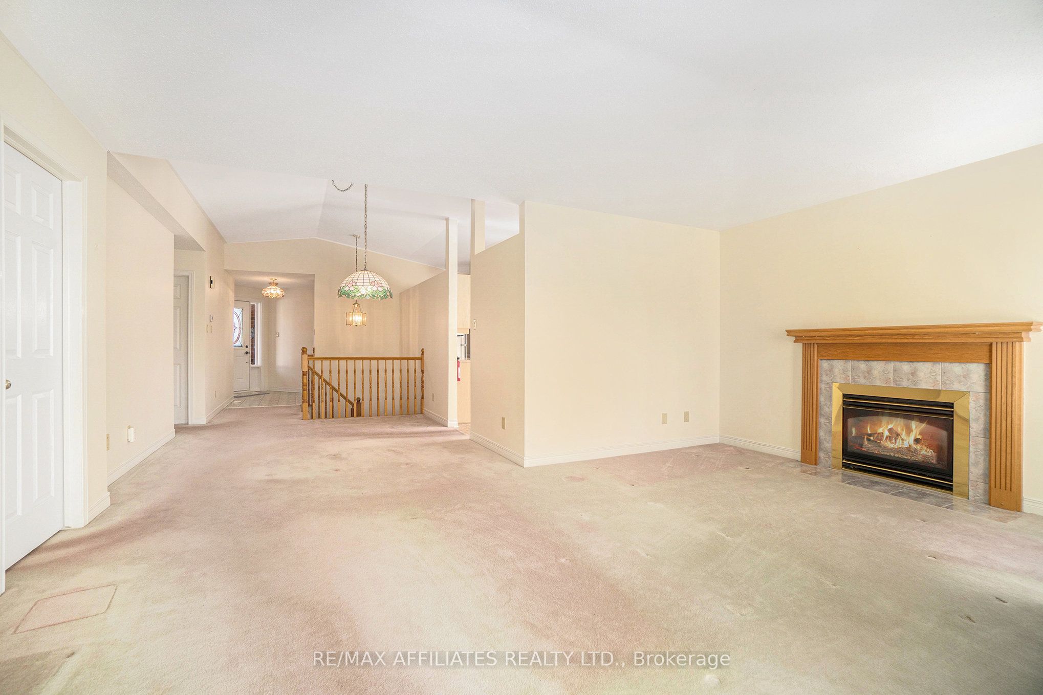 24 Partridge Drive, Kanata, ON K2M 2P6