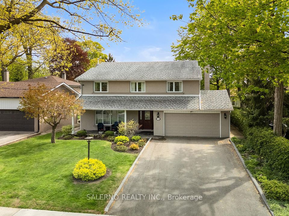 26 Buxton Road, Toronto, ON M3M 1Y5