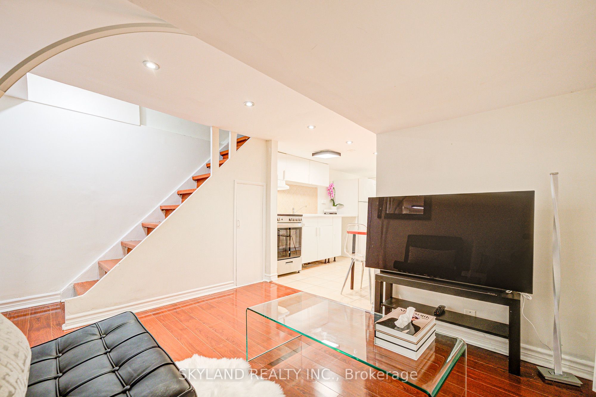 77 Shanly Street