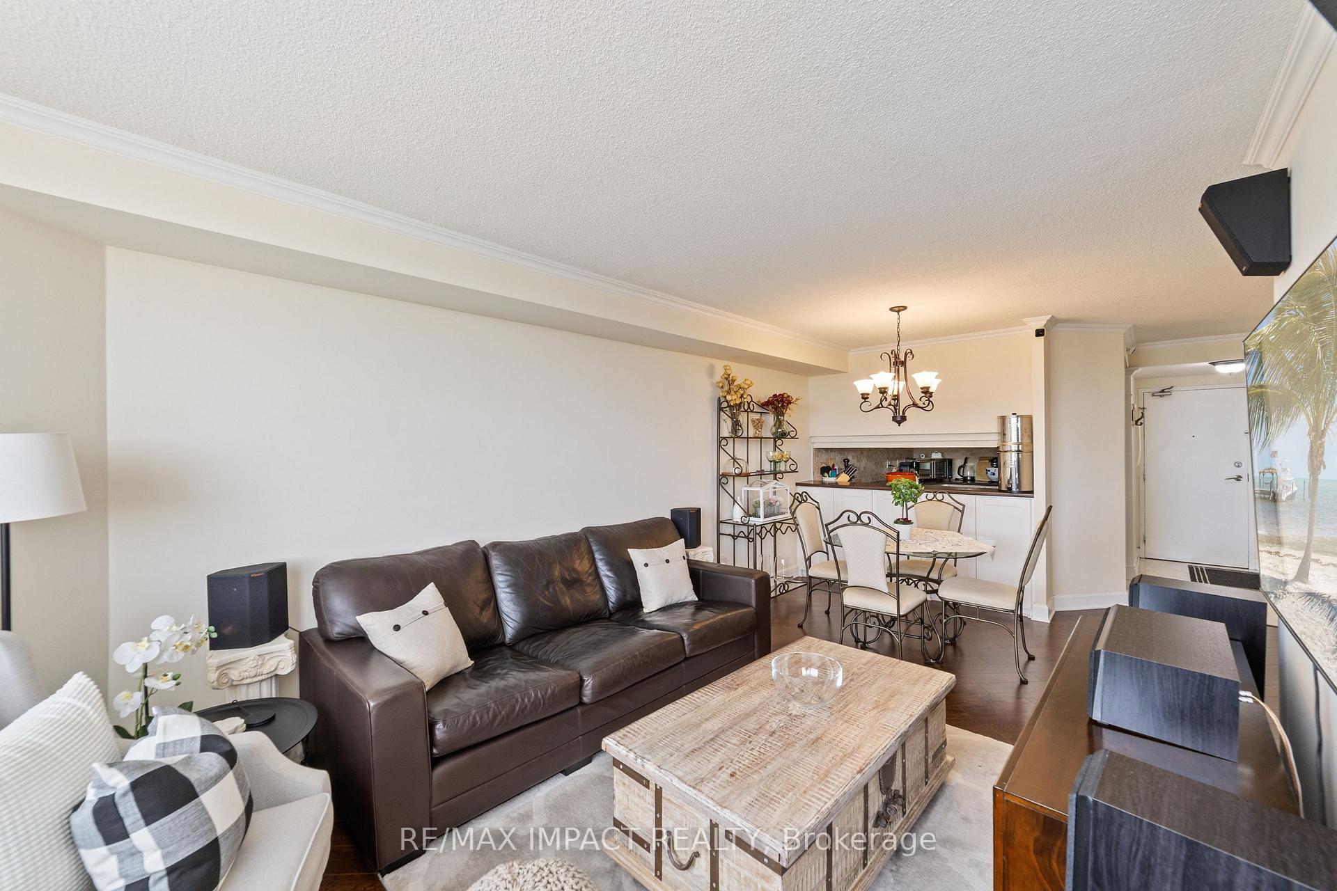 2 Bedrooms Condo at 234 Albion, Toronto For sale