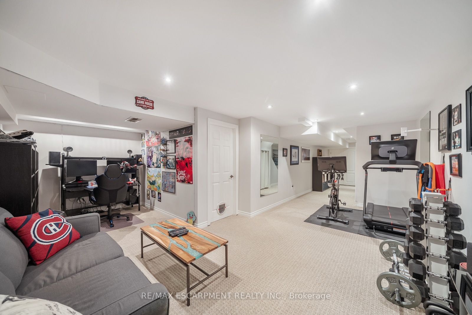 16 OLIVIA Place